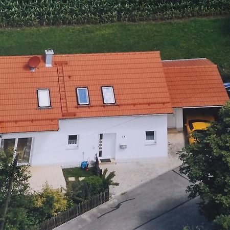 Wiflinger Graben Einfamilienhaus Βίλα Wörth Εξωτερικό φωτογραφία